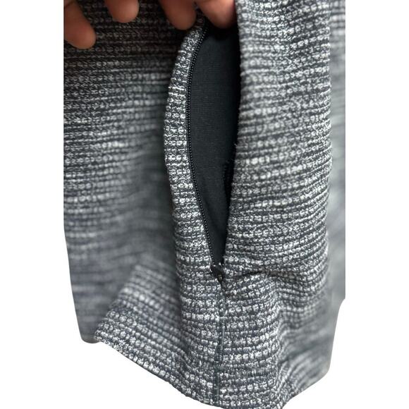 Lululemon Define Jacket Gray Striped Half Zip Women’s Size 6 - Picture 4 of 5